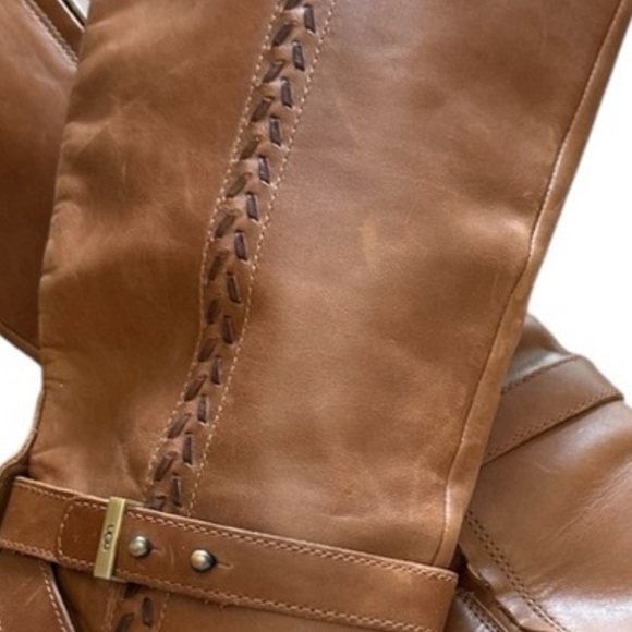 UGG Brown Heeled Boots - Picture 13 of 13
